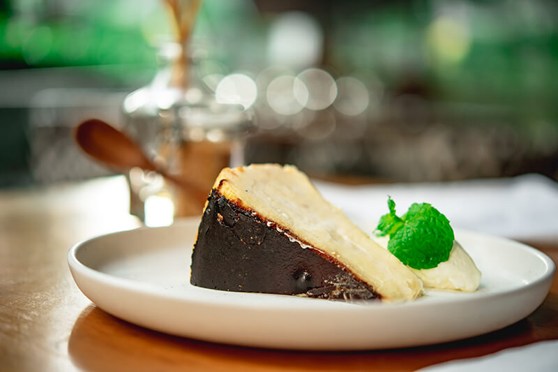 Hansar_Bangkok_C2_Elefin Cafe_1 (6)